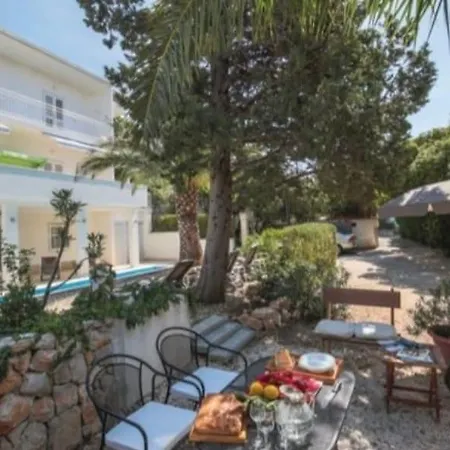 Dada-apartment Lovor Makarska